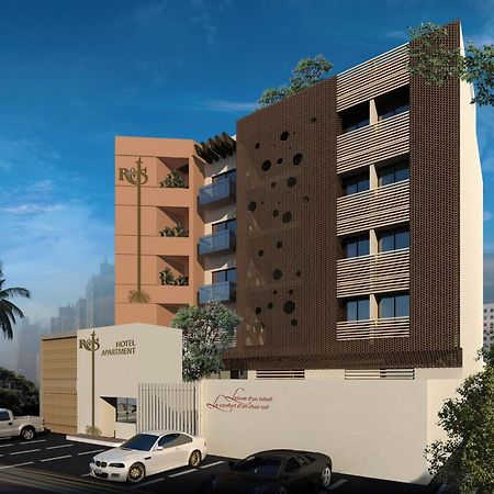 Roots Hotel Apartments Абиджан Екстериор снимка